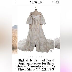 Maternity gown floral